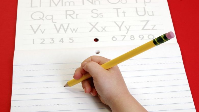 Semnele Dificultății de Învățare la Copii: Înțelegerea și Sprijinul Necesare
