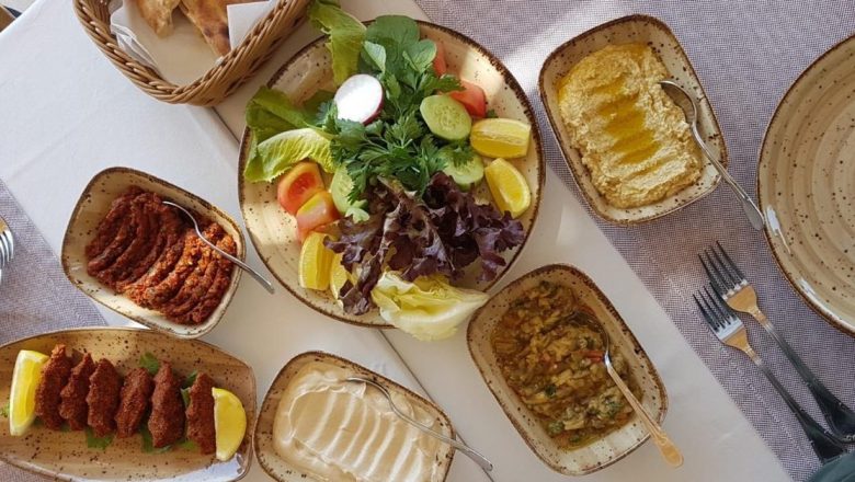 Alimentația și Riscurile de Cancer: Ce Alimente Trebuie Evitate pentru o Sănătate Optimizată
