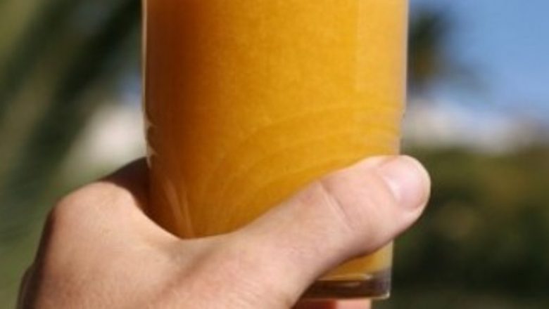 Băutura miraculoasă: Cum un smoothie sănătos poate transforma sănătatea ta din interior spre exterior