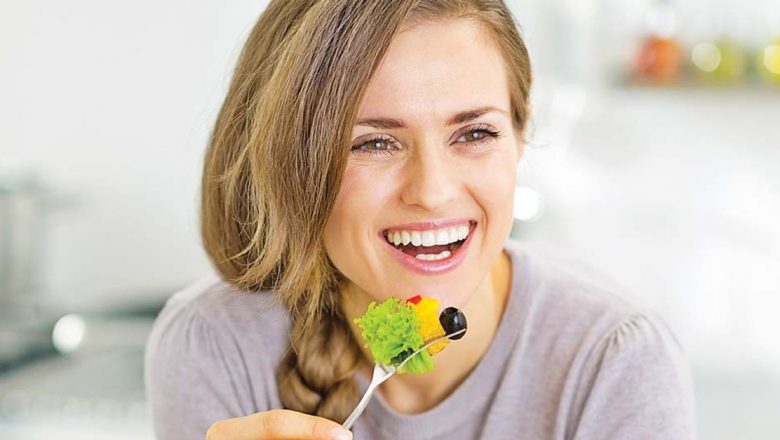 Transformă-ți dieta în ianuarie: 6 motive pentru care să alegi salatele