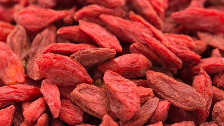 Fructele Goji: O Comoară Nutritională cu Beneficii Multiple pentru Sănătate