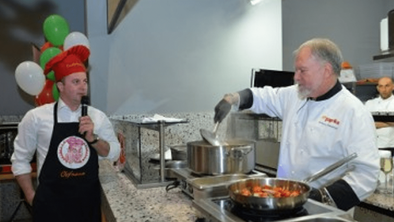 Bucătăria Italiană la Atelierul „Click! Poftă bună!“: O Sărbătoare a Gusturilor și Tradițiilor