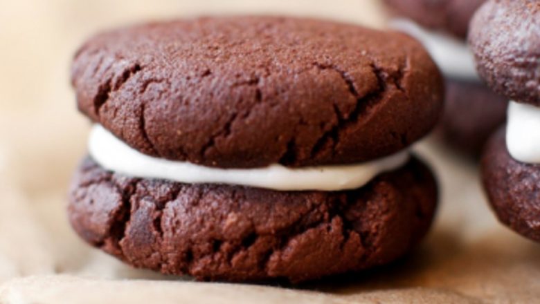 Biscuiți Oreo Vegani: Rețeta Ideală pentru Orice Dietă și Impactul Său Asupra Alimentației Moderne