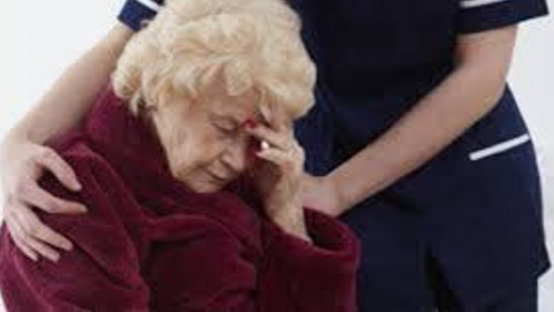 Semnalele de Alarmă pentru Boala Alzheimer: Cum Să Recunoaștem Primele Indicii și Să Ne Protejăm Aproape