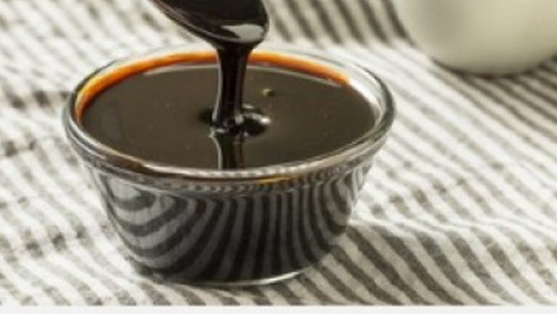 Melasa: Un Remediu Natural Eficient pentru Crampele Menstruale și Nu Numai
