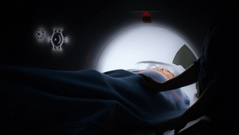 Revoluția Tratamentului Personalizat în Lupta Împotriva Cancerului: O Speranță pentru Pacienți