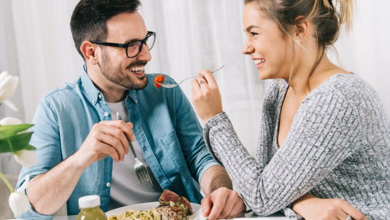 Masa de Prânz ca Fundament al Fericirii în Căsnicie: Cum Obiceiurile Alimentare Pot Salva Relațiile