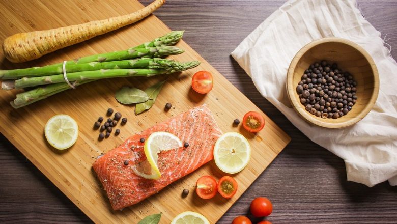 Ghidul complet pentru alimentația sănătoasă în cazul rinitei alergice: Ce să mănânci pentru a ameliora simptomele