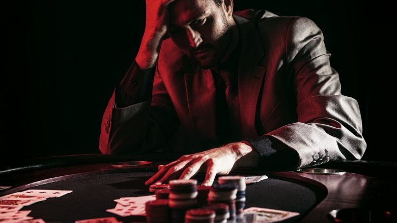 Dependența de jocuri de noroc: Semne, implicații și soluții pentru o problemă în creștere