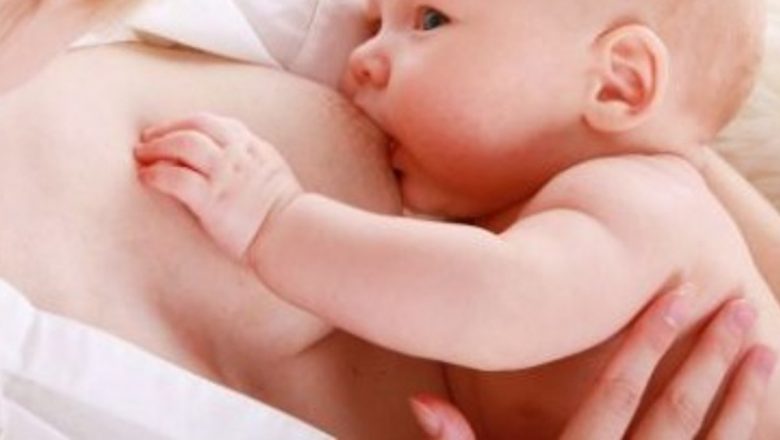 Importanța laptelui matern: Beneficiile alăptării pentru sănătatea copilului și legătura mamă-copil