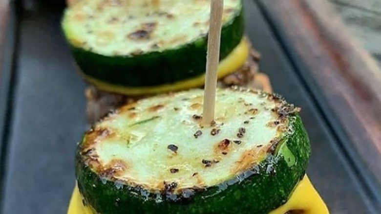 Miniburgeri fără Chiflă: O Alternativă Sănătoasă pentru Iubitorii de Fast Food