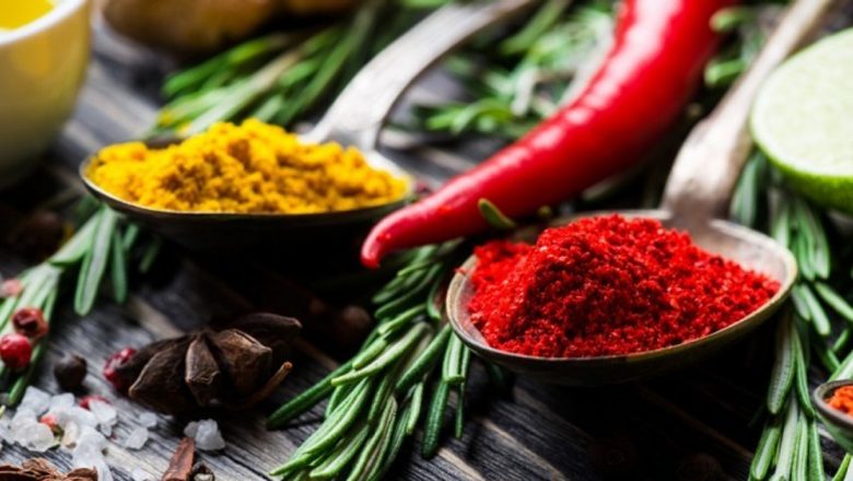 Beneficiile surprinzătoare ale alimentelor picante pentru sănătate