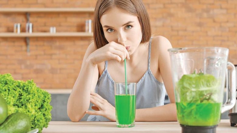 Soluții naturale pentru gastrită: Beneficiile sucului de varză