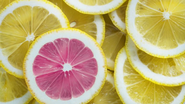 Remediile Naturale pentru Prevenirea Bolii Alzheimer: Lămâia și Grapefruitul ca Soluții Promițătoare