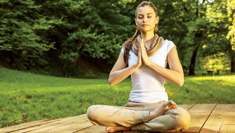 Explorând beneficiile meditației: 5 motive pentru care ar trebui să meditezi mai des