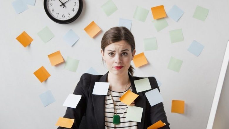Cum să-ți Organizezi Eficient Timpul Dimineața: Strategii și Tehnici pentru o Zile Productivă