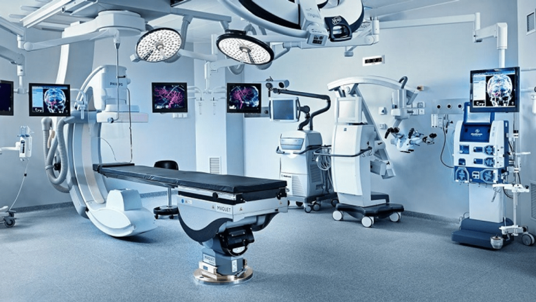 Revoluția tehnologică în neurochirurgie: Impactul sălilor de operație hibrid asupra tratamentului pacienților cu tumori cerebrale