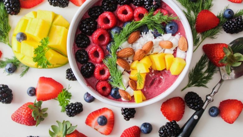 Alimentația Inteligentă: Cele Mai Bune Alimente pentru Creierul Tău