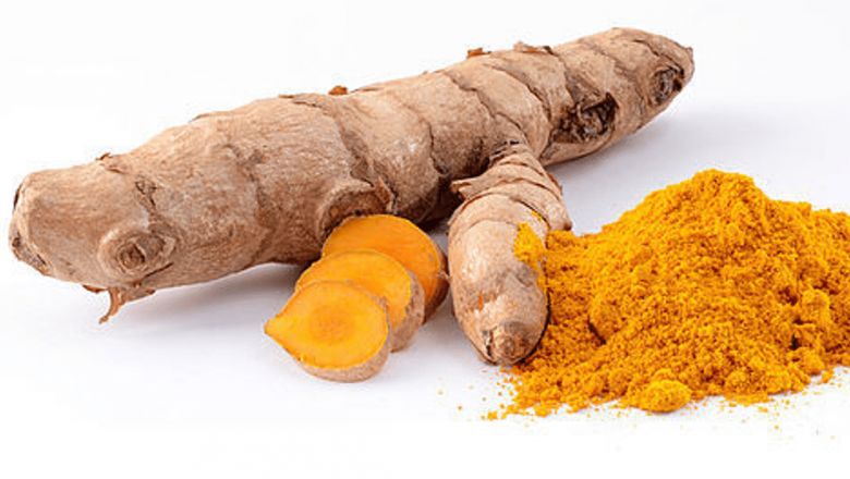 Amestecul de turmeric, piper și ulei de măsline: O barieră naturală împotriva cancerului?