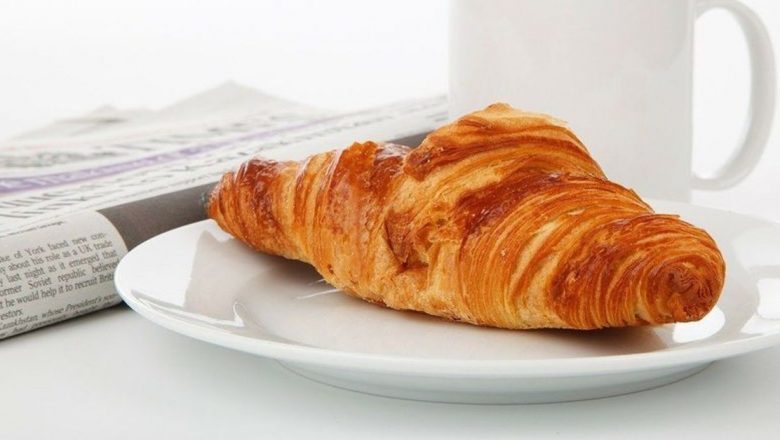 Ce să nu consumi pe stomacul gol: Alimente interzise dimineața și impactul lor asupra sănătății