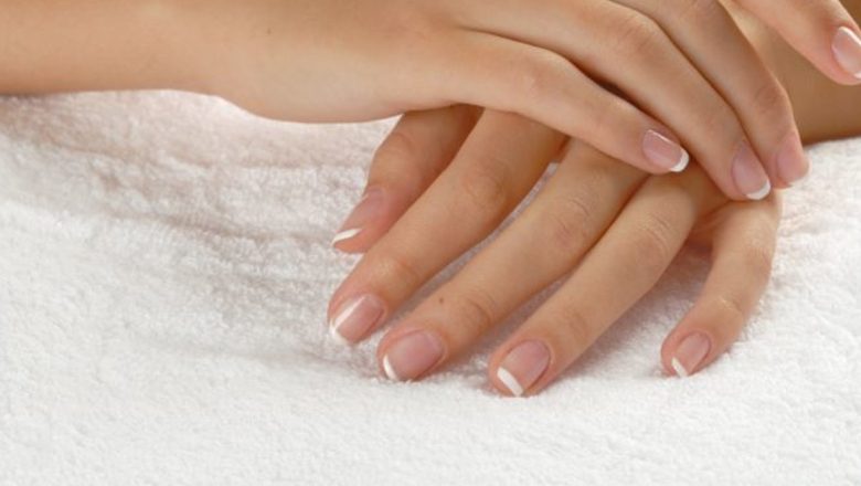 Mâini Catifelate în Timpul Iernii: Soluții Naturale pentru Îngrijirea Pielii