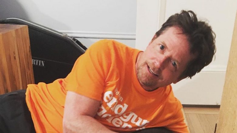 Michael J. Fox și Lupta Împotriva Bolii Parkinson: O Poveste de Reziliență și Speranță