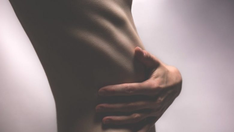 Durerea abdominală: Semnele pe care nu ar trebui să le ignori și problemele grave pe care le poate indica