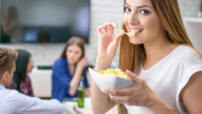 Alimentele care afectează sănătatea pielii: De ce trebuie să le eviți