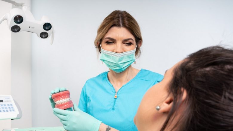 Îngrijirea aparatului dentar în era pandemiei: sfaturi de la Dr. Denisa Zaharia