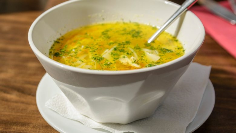 Orele ideale de masă pentru slăbit: Strategii alimentare și preparate sănătoase