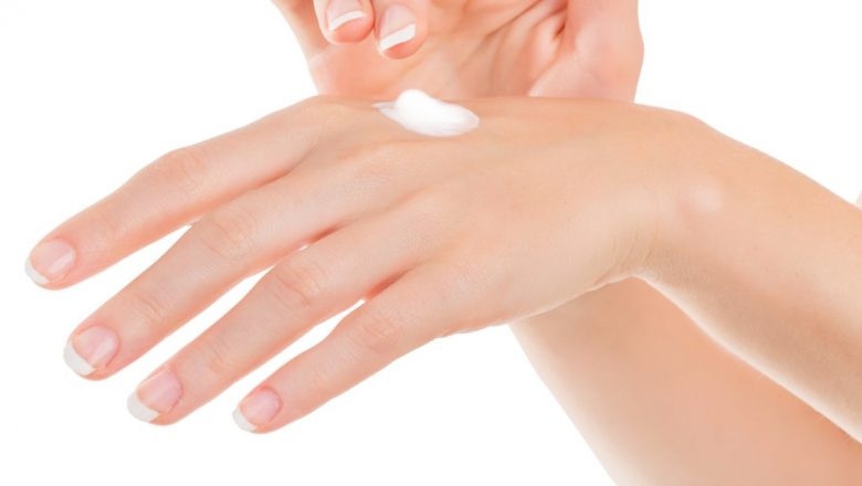 Remedii Naturiste pentru Fermitatea Pielii: Secretele unei Pieli Catifelate și Îngrijite