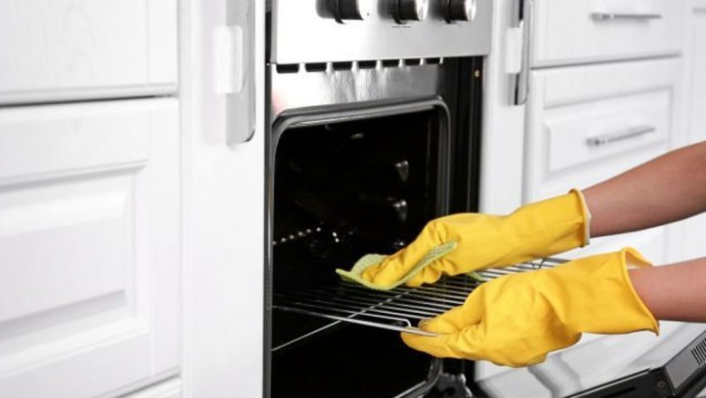 Curățarea aragazului: Cum să folosești produse din cămară pentru un rezultat strălucitor