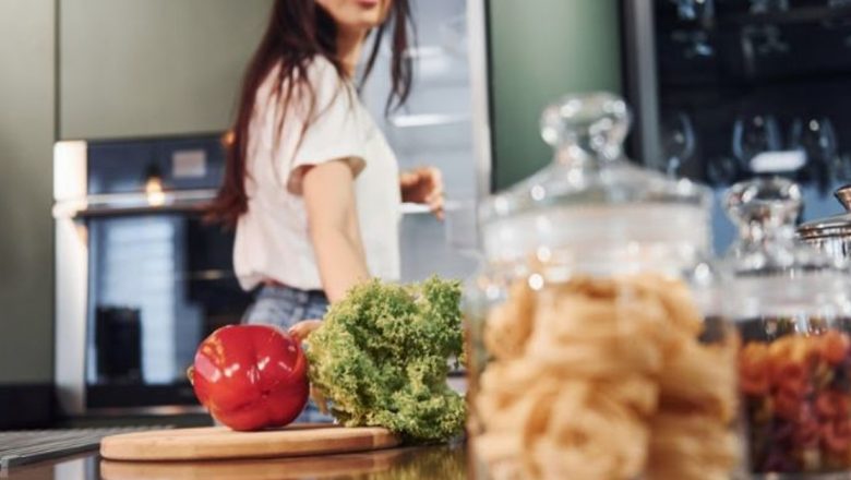 Transformă-ți Alimentația: 5 Schimbări Esențiale pentru o Viață Sănătoasă