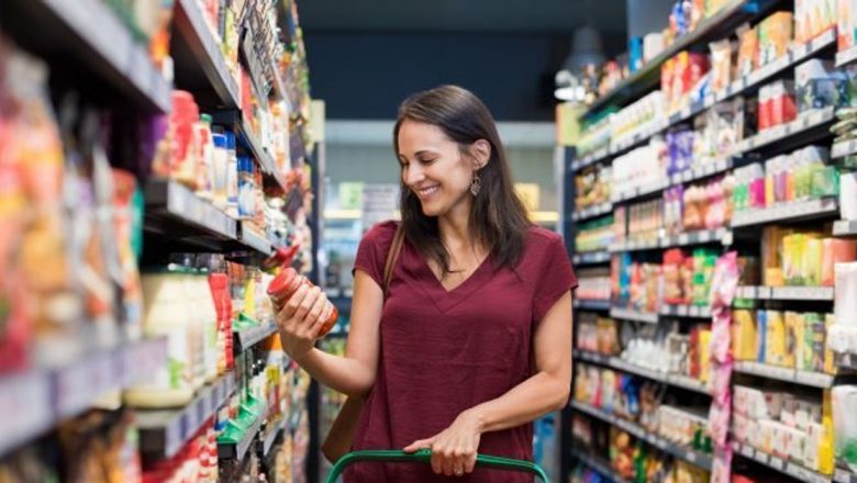 Înțelegerea termenelor de expirare a alimentelor: Impactul risipirii alimentare și sfaturi pentru consumatori