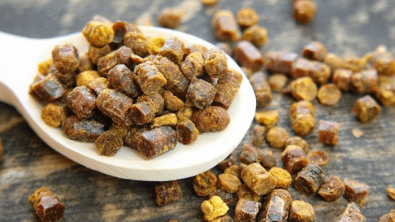 Beneficiile Păsturii: De la Superaliment la Remediu Natural