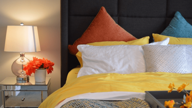 Cum influențează decorul dormitorului calitatea somnului: 5 idei de design interior pentru un spațiu relaxant