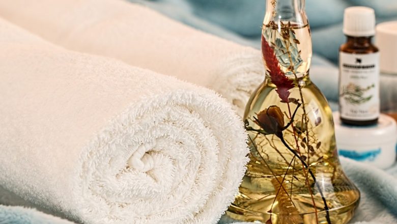 Îngrijirea Pielii și a Părului: Sfaturi de Hidratare cu Produse Homemade