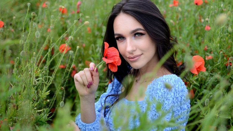 Macul: Frumusețea și Puterea Medicinală a Floarei de Pe Câmp