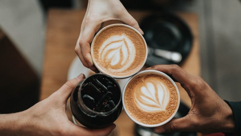 Cafeaua: Beneficii și Riscuri – Ce Spun Specialiștii Despre Această Licoare Energetizantă