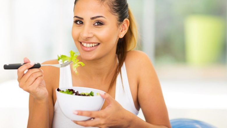 Hidratarea prin Alimente: 5 Fructe și Legume Esențiale pentru Sănătate
