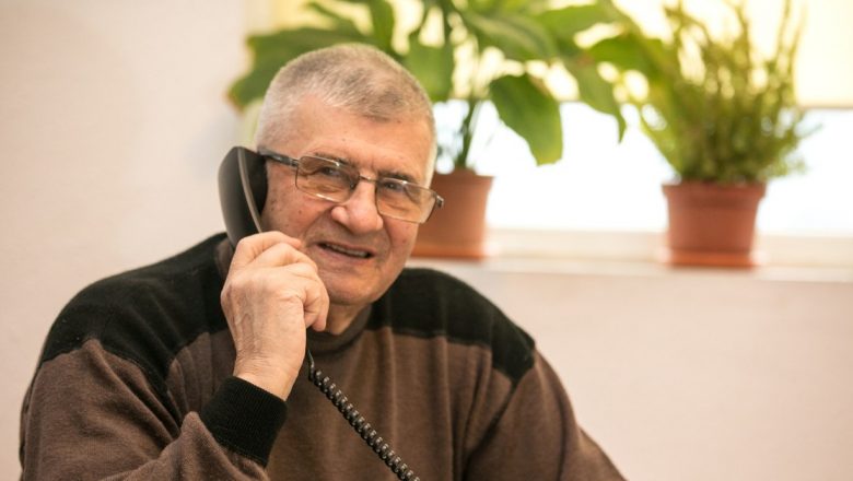 Un sprijin esențial pentru seniori: Analiza activității Telefonului Vârstnicului în prima jumătate a anului 2021