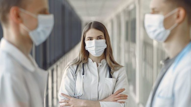 Ghidul complet pentru alegerea florilor potrivite pentru medici: Semnificații și sugestii