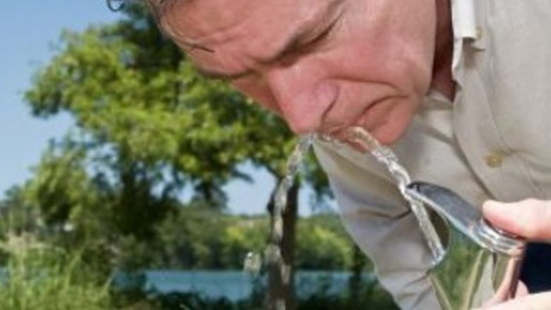 Cum să ne protejăm sănătatea în zilele caniculare: Sfaturi esențiale pentru hidratare și alimentație
