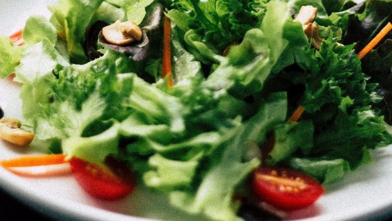 Impactul Culorilor din Farfurie asupra Sănătății: De ce să Limitezi Alimentele Incolore