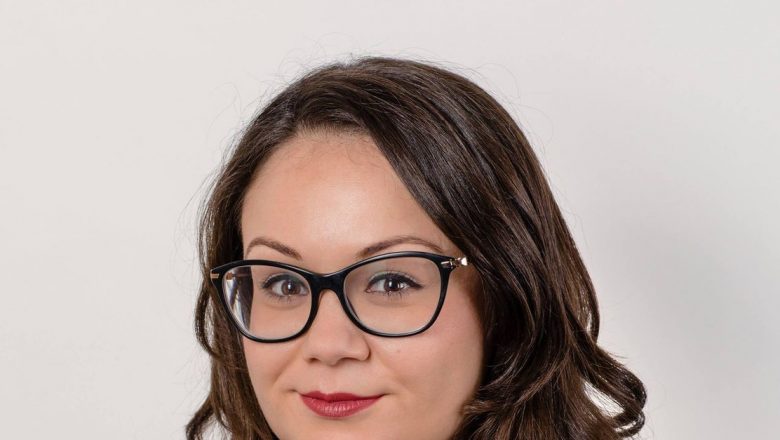 Alegerile Româncelor în Privința Nașterii: Cezariana vs. Nașterea Naturală