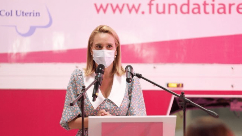 Caravana Mobilă de Diagnosticare a Cancerului de Col Uterin: O Inițiativă Vitală pentru Sănătatea Femeilor din România