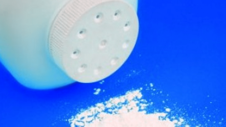 Trucuri Inedite de Frumusețe cu Pudră de Talc: Beneficii și Aplicabilitate