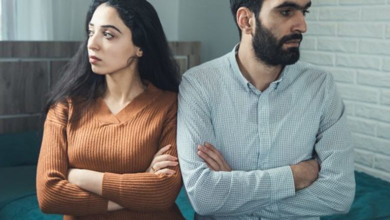 Obiceiuri Care Dăunează Vieții Sexuale: O Analiză Detaliată a Factorilor Ce Influențează Intimitatea în Cuplu