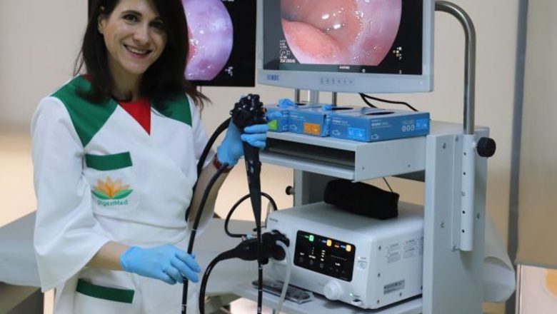 Sindromul Colonului Iritabil: O Analiză Detaliată a Cauzelor, Simptomelor și Tratamentului