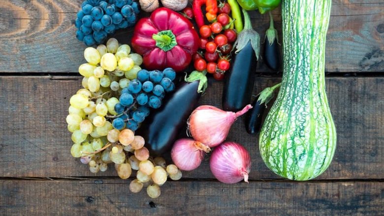 Ghidul Alimentației Sănătoase în Sezonul de Toamnă: Ce Să Consumăm și Ce Să Evităm